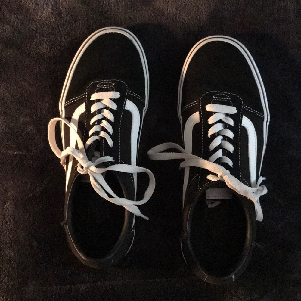 Old skool black vans